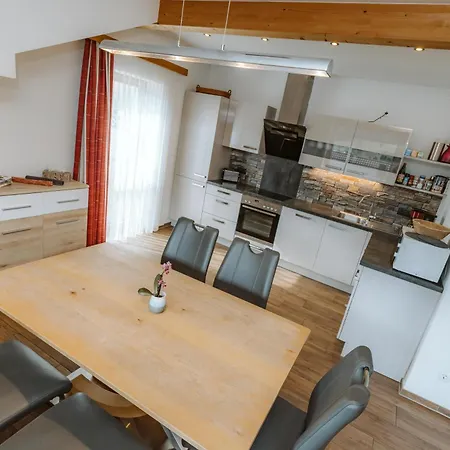 Lackner Mit Seeblick Accommodatie bij particulieren