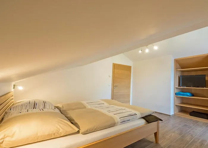 Lackner Mit Seeblick * Вайсензее