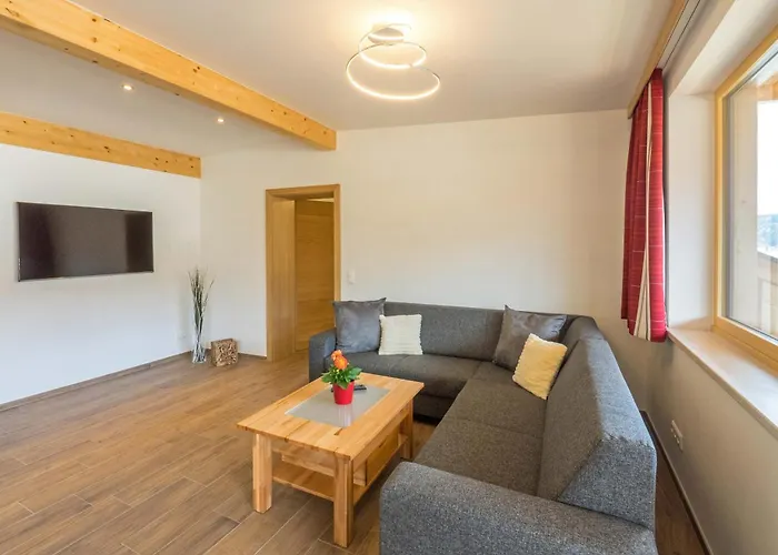 Lackner Mit Seeblick *